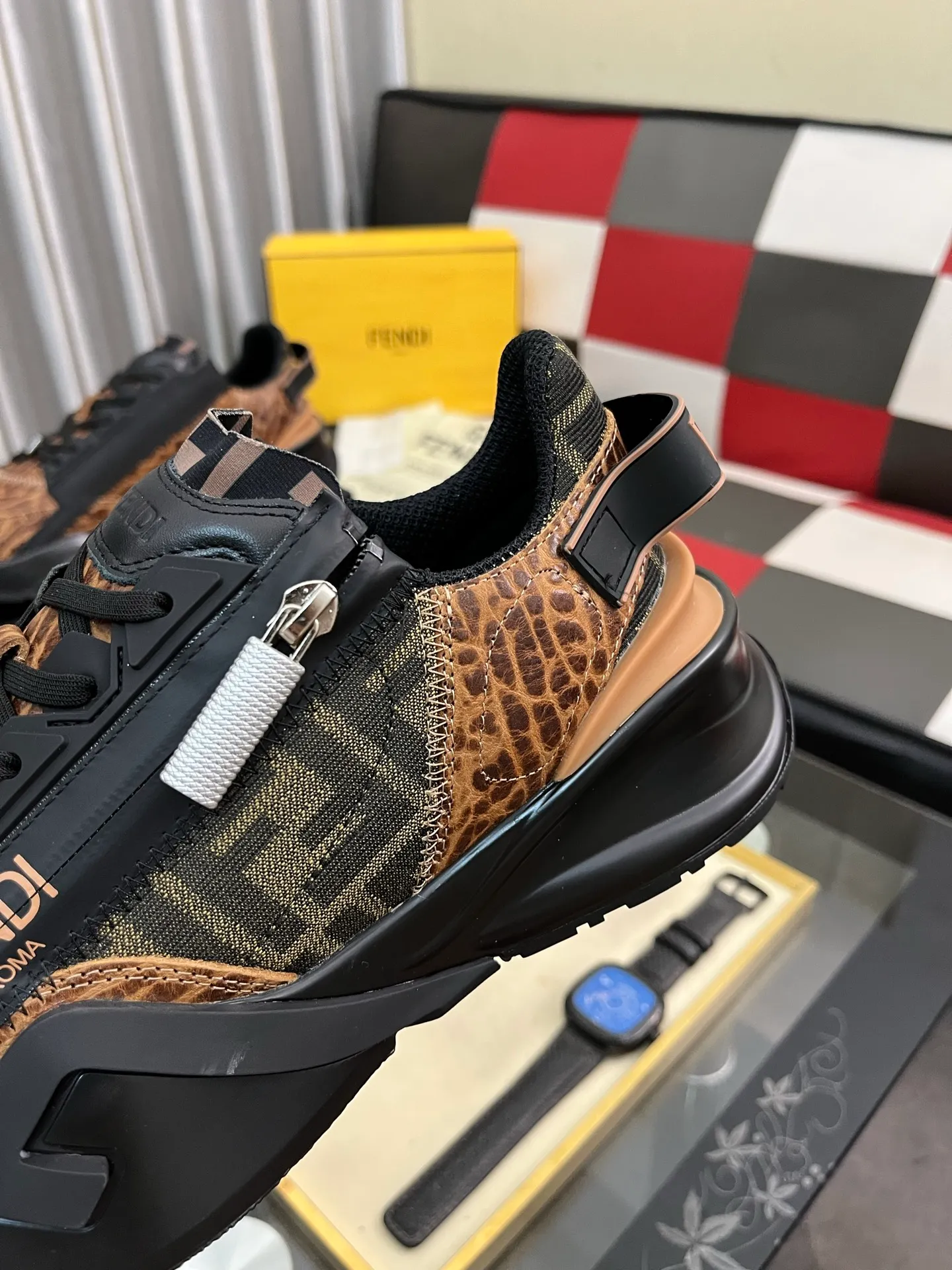 Men's shoes 💰620⌚️⌚️ FEND* — Fendi Flow men's casual sneakers, with elastic straps, side zippers, and corrugated soles engraved with F. Embossed Fendi Flow lettering on the heel. Made of technical fabric and a mix of blue and genuine leather. Decorated with Lycra® details. FF graphic tongue. Ultra-light and wear-resistant EVA sole. Code number: 38-44